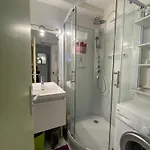 Апартаменты Paradis Du Soleil-plage De La Roquille - 4 Personnes- Clim-parking *
