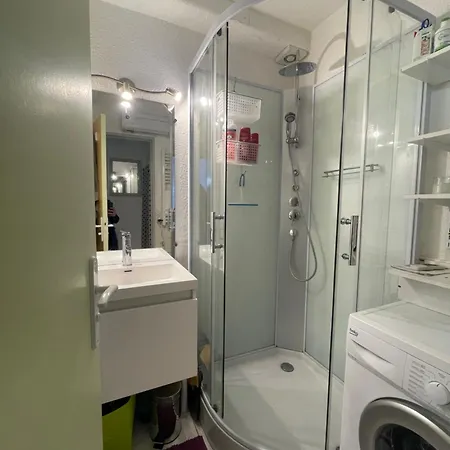 Apartment Paradis Du Soleil-plage De La Roquille - 4 Personnes- Clim-parking *